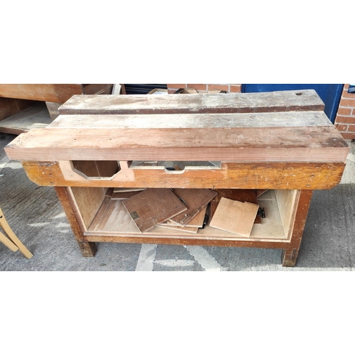 963 - A vintage tool / work bench with shelf under, 150 x 74cm