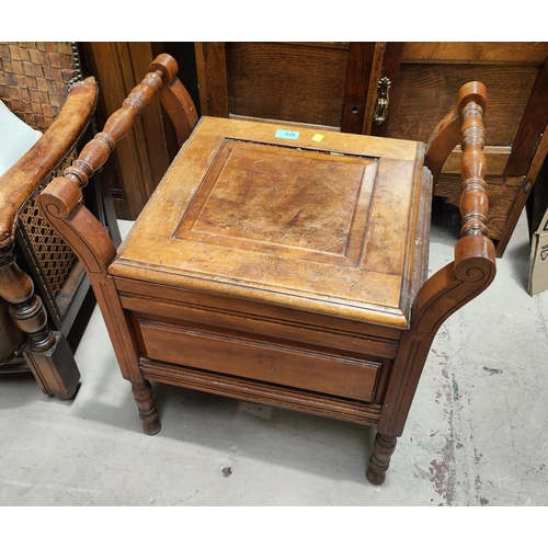 979 - An Edwardian box seat commode stool; an X framed stool; a foot stool