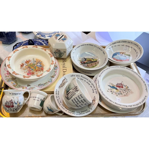 599A - A selection of Wedgwood childrens' bowls, cups, saucers et - Peter Rabbit; 2 pieces of Thomas Tank E... 