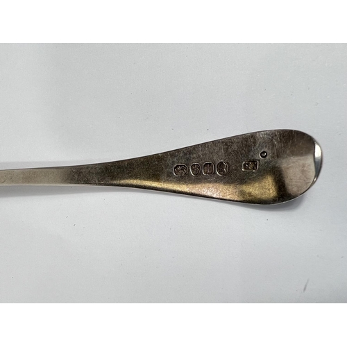 665 - A Georgian Old English pattern tablespoon with wrigglework border, London 1792, 1.5oz