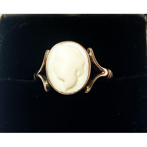 646 - A Victorian cameo set ring stamped 9ct, 3gm