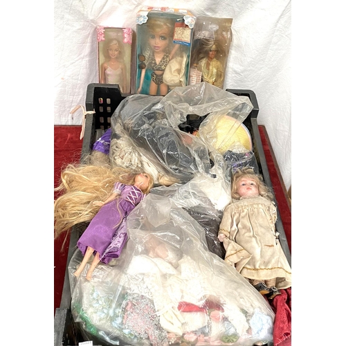 44 - A selection of doll's clothing and accessories, mainly vintage Barbies etc