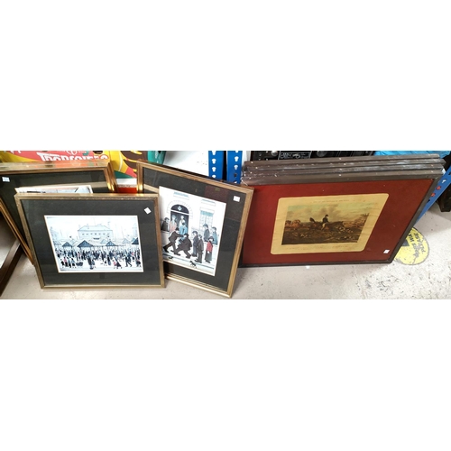 12C - Four Lowry framed prints and four Hunting framed prints