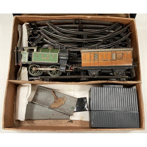 137 - HORNBY TRAIN - No.201, Tank Goods Set, original box.