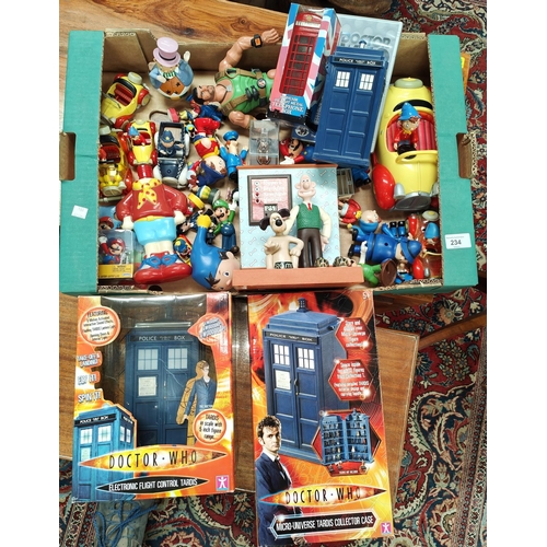 234 - A boxed Doctor Who T.A.R.D.I.S, another boxed Doctor Who item and a selection of loose Noddy and rel... 