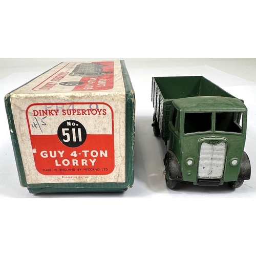 377 - DINKY SUPERTOYS: 511 Guy 4-Ton Lorry in green with original green box