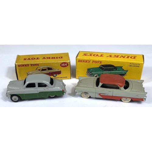 390 - DINKY TOYS: French 24D Plymouth 