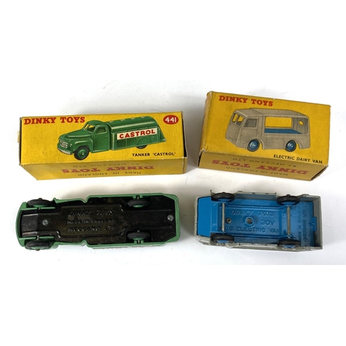 392 - DINKY TOYS: 441 Tanker 'Castrol' in green with box (shop sticker stuck to one end); 490 Electric Dai... 