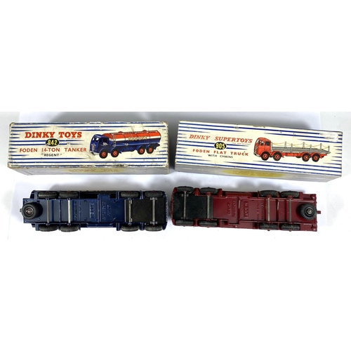 394 - DINKY TOYS: 905 Foden Flat Truck with chains in maroon colourway with box; 942 Foden 14-Ton Tanker 