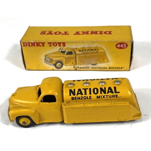 420 - DINKY TOYS: 443 Tanker 