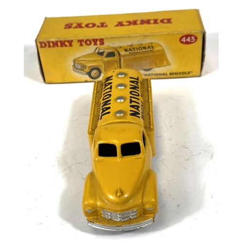 420 - DINKY TOYS: 443 Tanker 