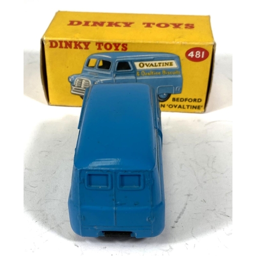 422 - DINKY TOYS: 481 Bedford 10 CWT van 