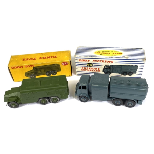 425 - DINKY TOYS: 626 Military Ambulance in original box; 677 Armoured Command Vehicle in original box; 67... 