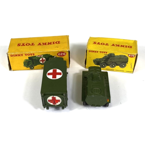 425 - DINKY TOYS: 626 Military Ambulance in original box; 677 Armoured Command Vehicle in original box; 67... 