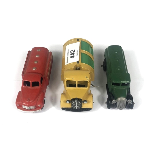 442 - DINKY TOYS: 442 Petrol Tanker Esso , 25d Petrol Tank Wagon, 25v Bedford Refuse Truck Lorry tipper.&n... 