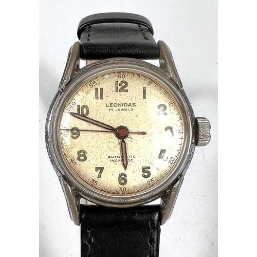 677 - LEONIDAS: vintage automatic watch, circa 1940's.