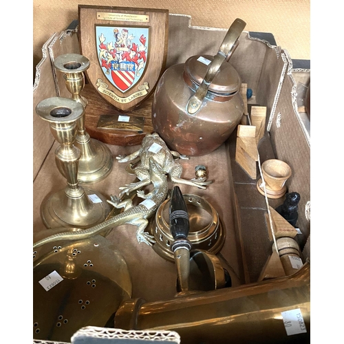 80 - A brass oil lamp, Samovar brass and other brassware decorative, copper tea pot etc