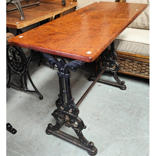 818 - A 19th century cast iron based rectangular pub table, lyre supports, 44x106cm