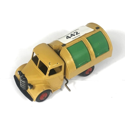 442 - DINKY TOYS: 442 Petrol Tanker Esso , 25d Petrol Tank Wagon, 25v Bedford Refuse Truck Lorry tipper.&n... 