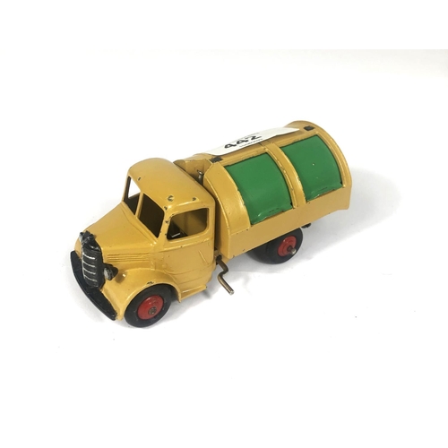 442 - DINKY TOYS: 442 Petrol Tanker Esso , 25d Petrol Tank Wagon, 25v Bedford Refuse Truck Lorry tipper.&n... 