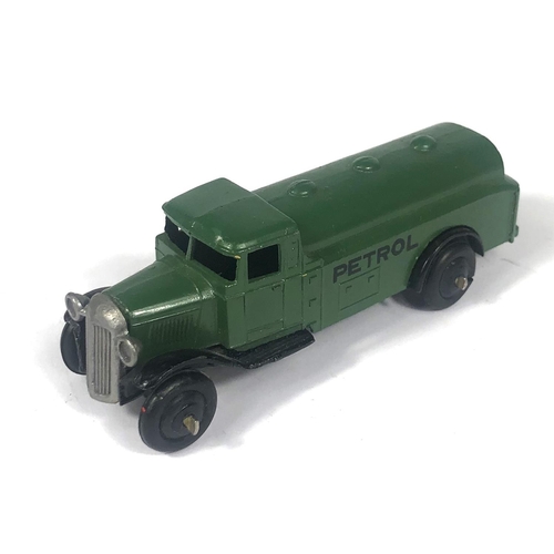 442 - DINKY TOYS: 442 Petrol Tanker Esso , 25d Petrol Tank Wagon, 25v Bedford Refuse Truck Lorry tipper.&n... 