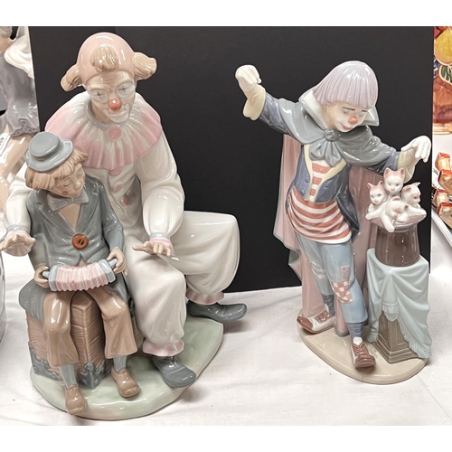 501 - Lladro 'Circus Magic' -  Clown figure with a top hat and kittens, height 26cm (base cracked); a larg... 