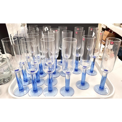 540C - A selection of modern coloured/plain drinking glasses