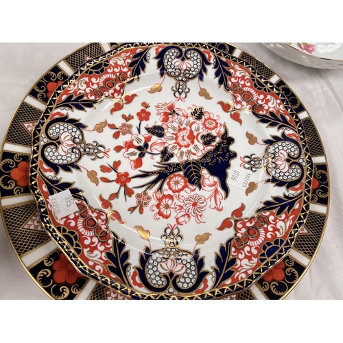 536 - A Royal Crown Derby japan pattern plate, diameter 27cm; a similar plate; a continental pierced fruit... 