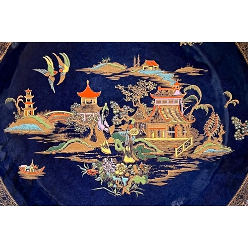 527 - A Carltonware large circular plaque with chinoiserie decoration, diameter 39cm