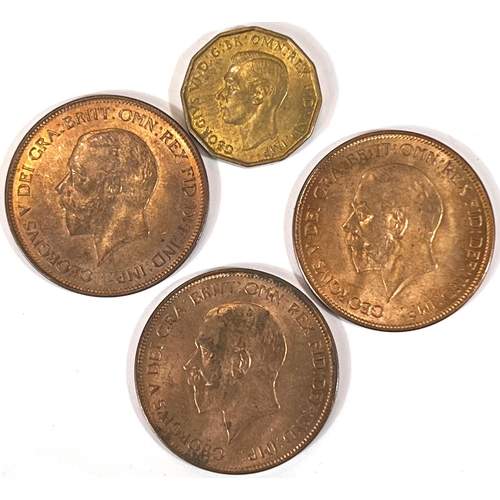 165 - Three lustrous 1935 GV pennies and a 1941 brass threepence 