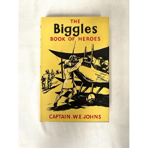 338 - CAPTAIN W.E. JOHNS: MAX PARRISH Publishers 'The Biggles Books of Treasure Hunting' 1962 and 'The Big... 