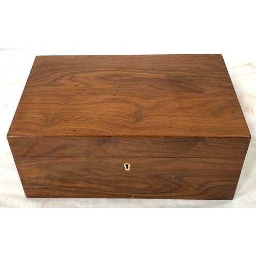 64 - A walnut rectangular cigar humidor