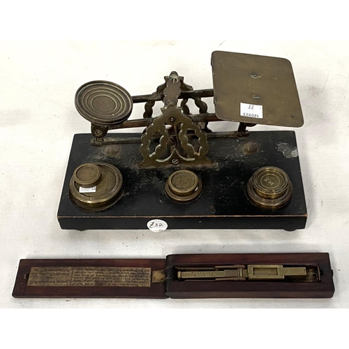 77 - A 19th century set of postage scales; boxed sovereign scales