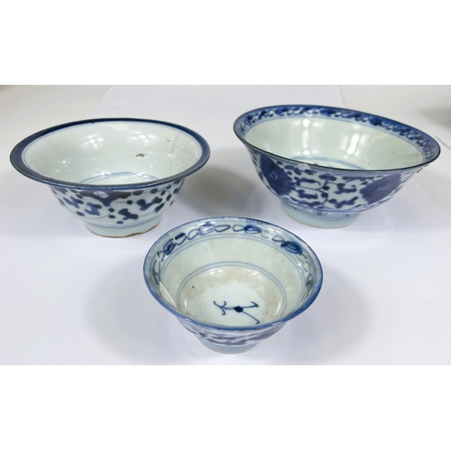 412 - A Chinese 18th century blue and white bowl, floral decoration, square mark to base, dia. 9.5cm; Two ... 