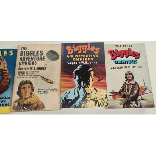 347 - CAPTAIN W.E. JOHNS: 'The First Biggles Omnibus' by Hodder & Stoughton 1953, hardback with dust j... 