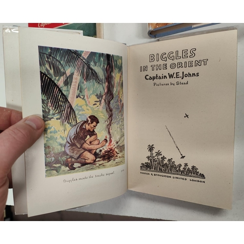 360 - CAPTAIN W.E. JOHNS: Five first edition Biggles novels published by Hodder & Stoughton, 'Biggles ... 