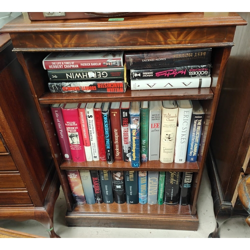 948 - A reproduction figured mahogany 3 height dwarf bookcase with books by 