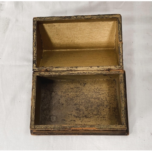 186A - An antique gilt carved wooden box with ridged hinge top, length 17cm 