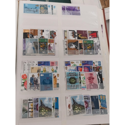 201 - A large selection of GB QEII mint and used definitives and commemoratives