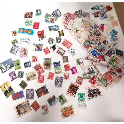 210 - WORLD STAMPS: a large quantity