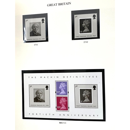 245 - GB: QEII mint issues, definitives and commemoratives, 1996 - 2009, in 2 albums