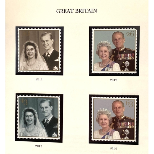 245 - GB: QEII mint issues, definitives and commemoratives, 1996 - 2009, in 2 albums