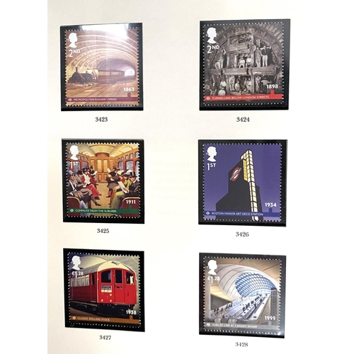 246 - GB: QEII mint issues, definitives and commemoratives, 2010 - 2015, in 2 albums; an empty album