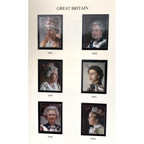 246 - GB: QEII mint issues, definitives and commemoratives, 2010 - 2015, in 2 albums; an empty album