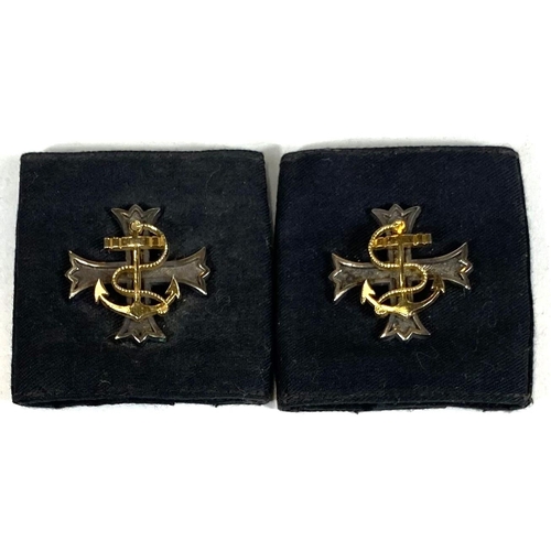 620 - A pair of silver cufflinks, various gilt cufflinks and a gilt pencil; a pair of Naval Chaplain epaul... 