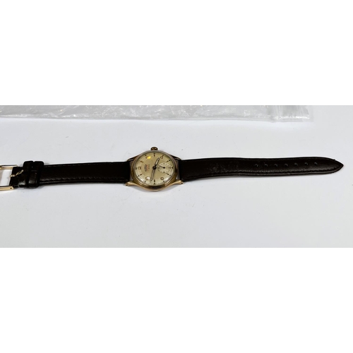 647 - A mid 20th century 9 carat gold cased vintage Roamer Gents wrist watch on later strap