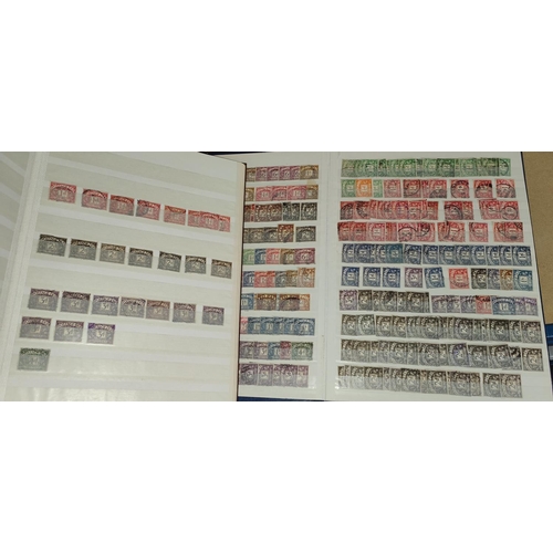 224 - GB: Postage Due stamps including mint part sheets, two stockbooks