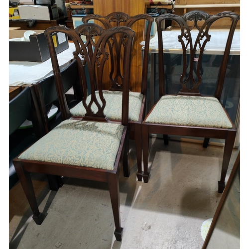 872 - A set of 6 reproduction Chippendale style mahogany dining chairs