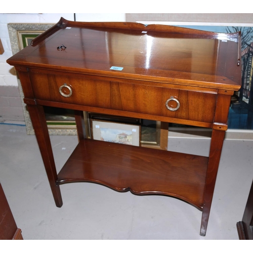 882 - A period style mahogany 2 tier occasional table