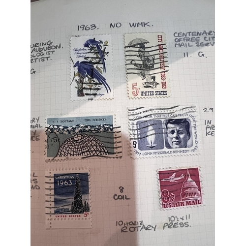 74 - US - a collection of stamps